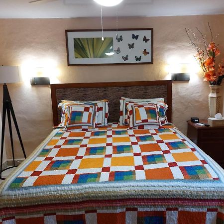 Olive'S Apartment Oranjestad Extérieur photo