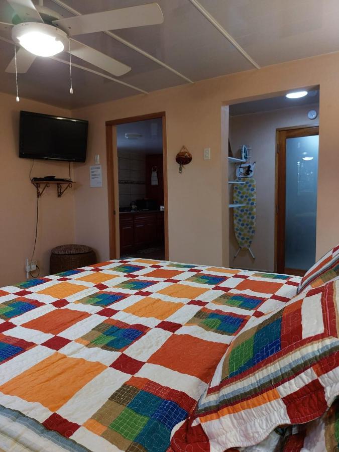 Olive'S Apartment Oranjestad Extérieur photo