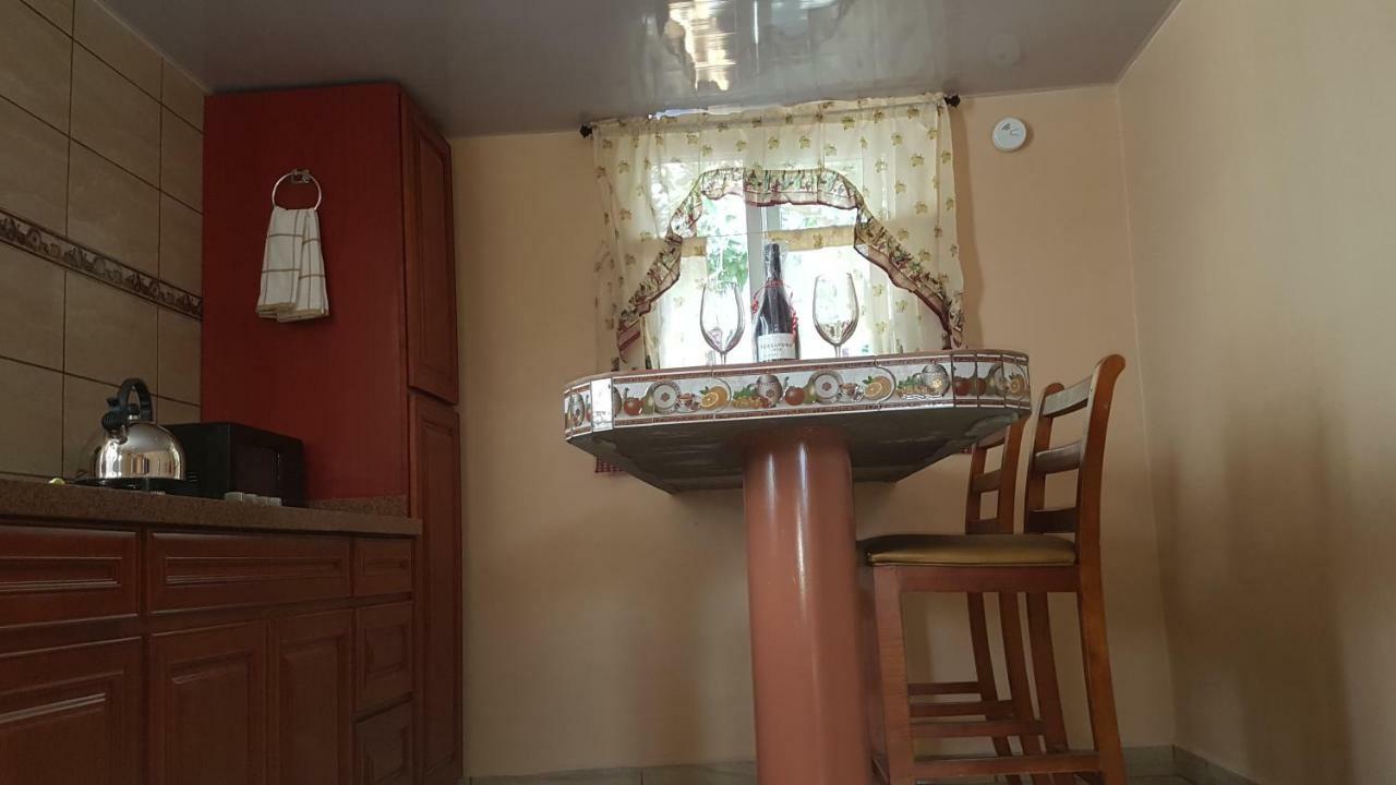 Olive'S Apartment Oranjestad Extérieur photo